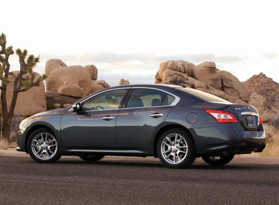  Nissan Maxima 2008 года  (фото 5 из 17)